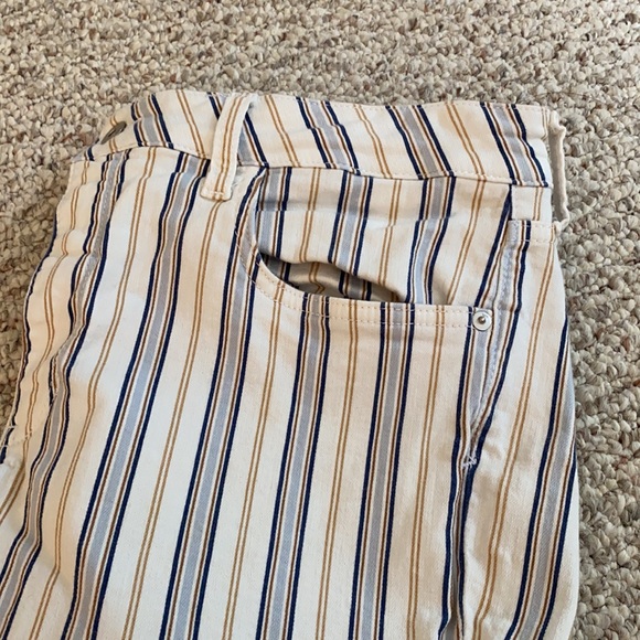 High rise bootcut jeans - Picture 2 of 6